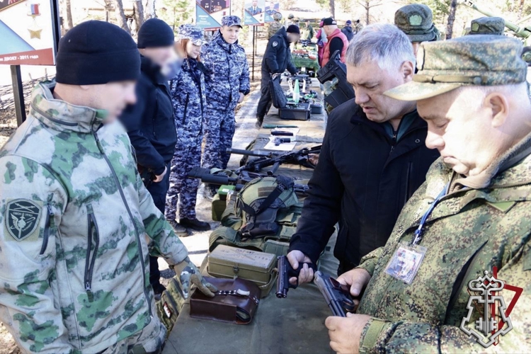 Росгвардия в Амурской области приняла участие в военно-патриотическом форуме