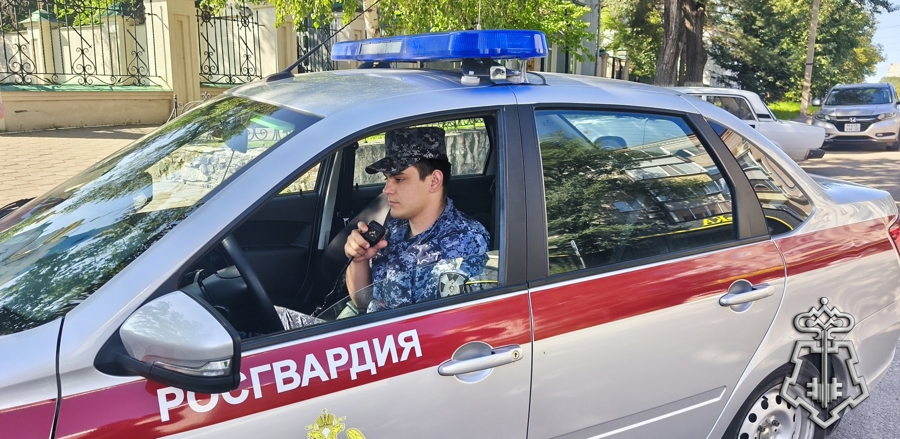 Лучший водитель групп задержаний вневедомственной охраны Восточного округа живет и служит в Амурской области