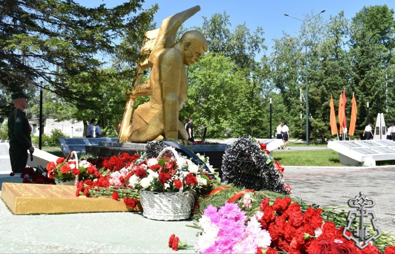 В Свободном сотрудники вневедомственной охраны Росгвардии почтили память Героя России Ивана Маслова